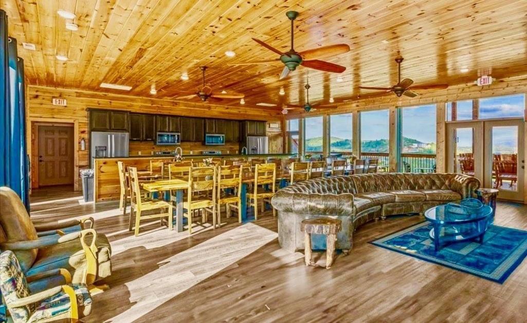 Mansion In The Sky Cabin Гатлінбург Екстер'єр фото